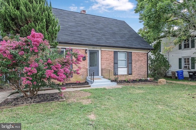 200 1/2 11th St, Laurel, MD 20707 - photo 2