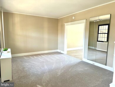 320 Sunset Rd, Reading, PA 19611 - photo 4