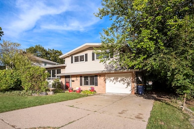 1848 Emerald Ave NE, Grand Rapids, MI 49505 - photo 5