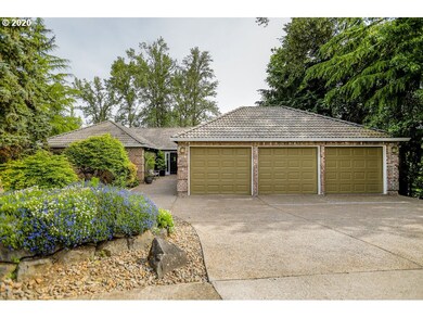 18220 River Edge Ct, Lake Oswego, OR 97034 - photo 2
