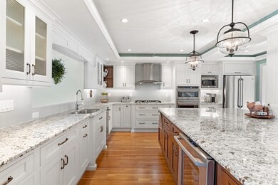 2 Flanders Ln, Wakefield, MA 01880 - photo 5