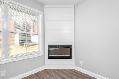 2824 Highway 41a S unit 8, Clarksville, TN 37043 - photo 6