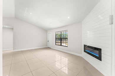 18055 W Sycamore Dr, Loxahatchee, FL 33470 - photo 6