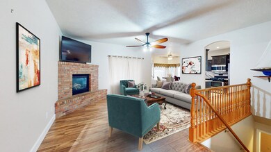 1123 S Shinob Kibe Dr, Washington, UT 84780 - photo 3