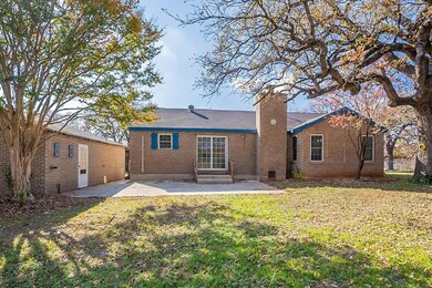 613 Silver Creek Rd, Azle, TX 76020 - photo 7