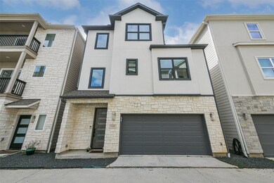 1442 W 34th 1/2 St, Houston, TX 77018 - photo 4