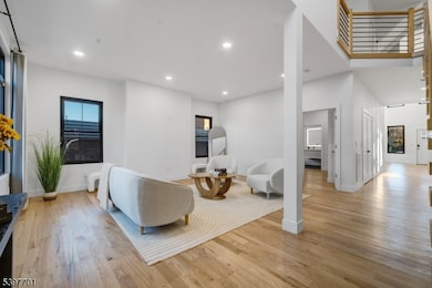 33 Randolph Place unit 35, Newark, NJ 07108 - photo 4