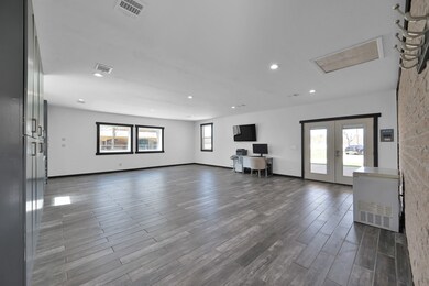 10420 Hufsmith Rd, Tomball, TX 77375 - photo 5