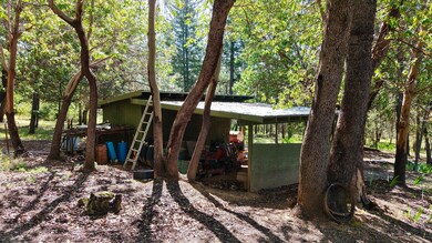 13007 Perry Rd, Central Point, OR 97502 - photo 5