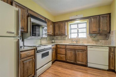 14615 W 89th St, Lenexa, KS 66215 - photo 7