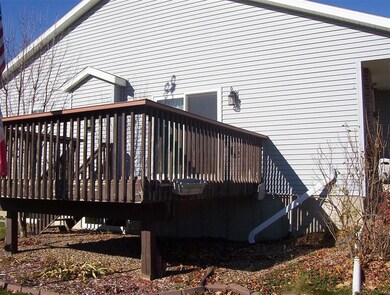 Huge Deck
