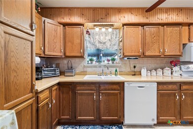 304 Ash St, Copperas Cove, TX 76522 - photo 7