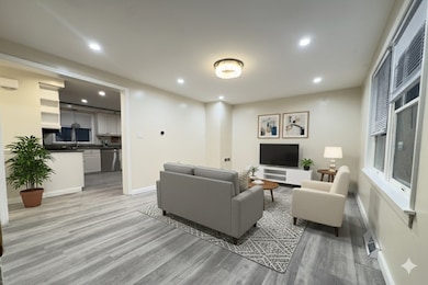 101 Donohue Rd unit 19, Dracut, MA 01826 - photo 2