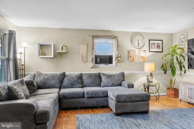 1202 Oak Ln, Brookhaven, PA 19015 - photo 5