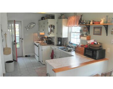 196 Sakonnet Dr, Portsmouth, RI 02871 - photo 6