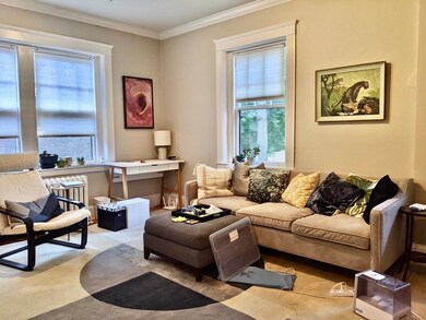 176 Winthrop Rd unit 7, Brookline, MA 02445 - photo 3