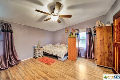 921 Kubitz Rd, Copperas Cove, TX 76522 - photo 3