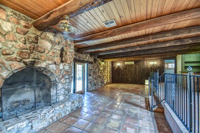 family room 1