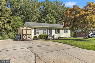 9006 Anna Dr, Clinton, MD 20735 - photo 2