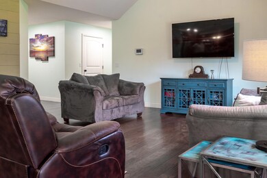 1078 E Daisy Falls Dr, Nixa, MO 65714 - photo 7