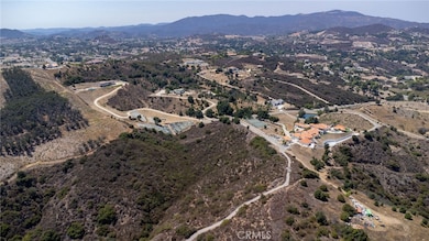 21959 Avenida de Arboles, Murrieta, CA 92562 - photo 7