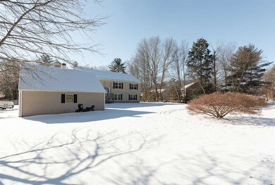 9 Whittier Dr, Seabrook, NH 03874 - photo 4