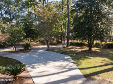 115 N Hermitage Rd, Beaufort, SC 29902 - photo 4