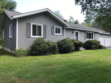 374 W Elm St, Yarmouth, ME 04096 - photo 2