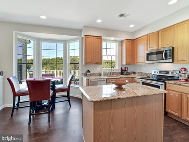 21337 Village Green Cir, Germantown, MD 20876 - photo 6