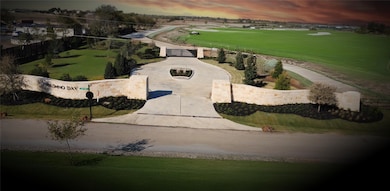 1051 Lakeway Dr, Sanger, TX 76266 - photo 3