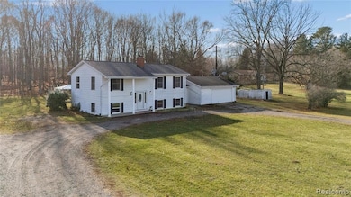 8603 Killinger Rd, Fowlerville, MI 48836 - photo 3