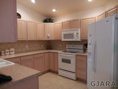 2493 Lake Park Ct unit B, Grand Junction, CO 81505 - photo 7