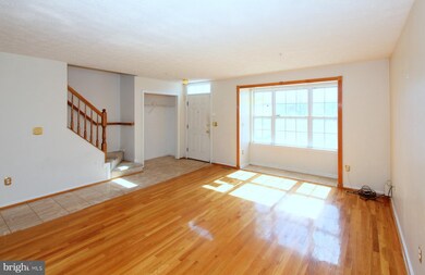 10416 Vista Gardens Dr, Bowie, MD 20720 - photo 2