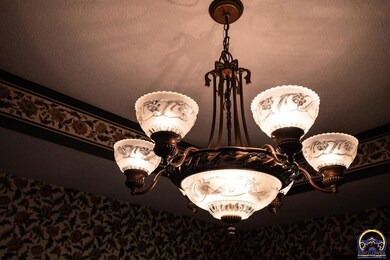 2433 SW Camelot Place, Topeka, KS 66614 - photo 7