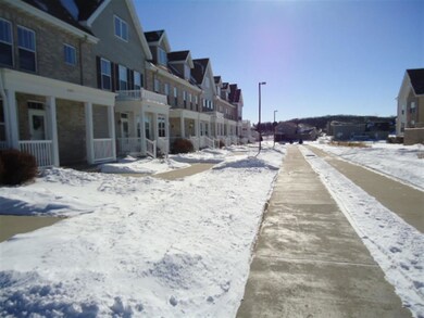 2795 Crinkle Root Dr unit 15, Fitchburg, WI 53711 - photo 2