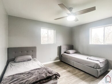 18160 Mary Ann Ln, Country Club Hills, IL 60478 - photo 7