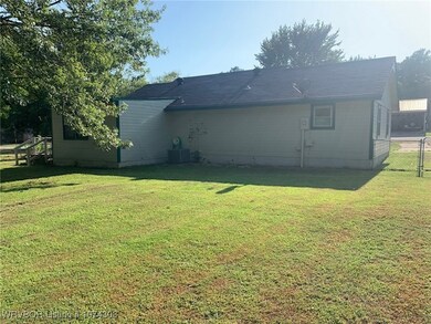 603 Pecan St, Muldrow, OK 74948 - photo 6