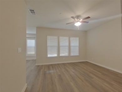 201 Ledburn Ct, Saginaw, TX 76179 - photo 2