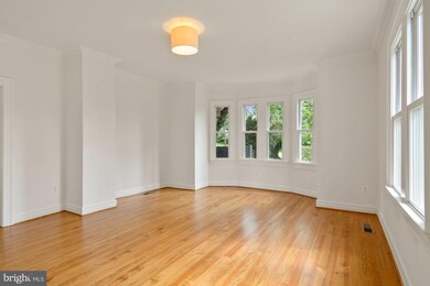 7021 Leeds Manor Rd, Marshall, VA 20115 - photo 5