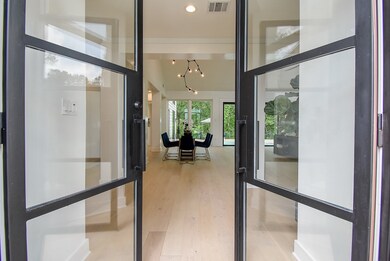 10038 Briar Dr, Houston, TX 77042 - photo 2