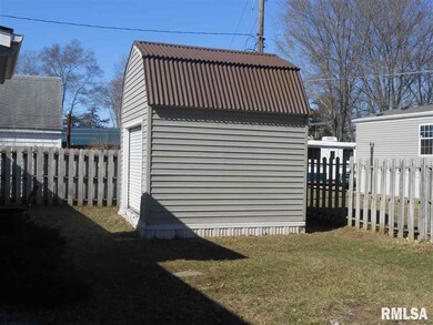 540 Jackson St unit 6, Hillsdale, IL 61257 - photo 4