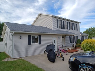 335 Royal Bounty Ln, Wauseon, OH 43567 - photo 2