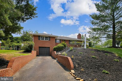 3301 Longbranch Dr, Falls Church, VA 22041 - photo 3