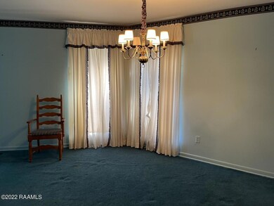 104 SAXON LIVING ROOM 2