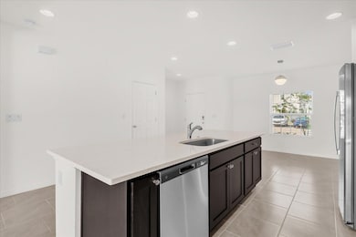 1108 Sand Torch Cir, Davenport, FL 33837 - photo 4