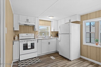 08-721 Kings Lake Dr-8