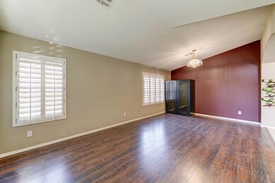 9809 E Obispo Ave-7