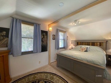 Idyllwild Cabin-Master Bedroom