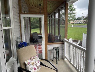 324 Debora Dr, Latrobe, PA 15650 - photo 7