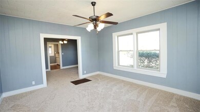 203 Braz St, Bonham, TX 75418 - photo 4